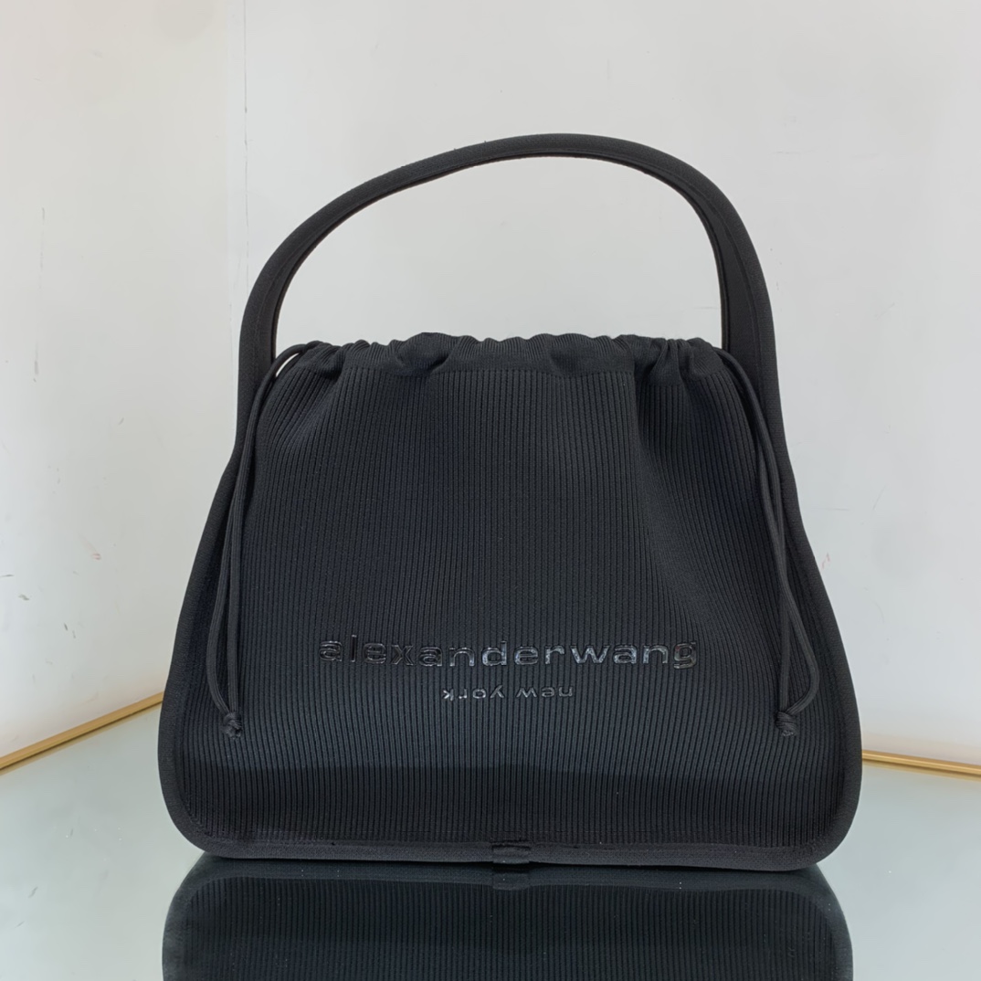 Alexander Wang’s New Knitted Ryan Handbags for 2022 Spring and Summer