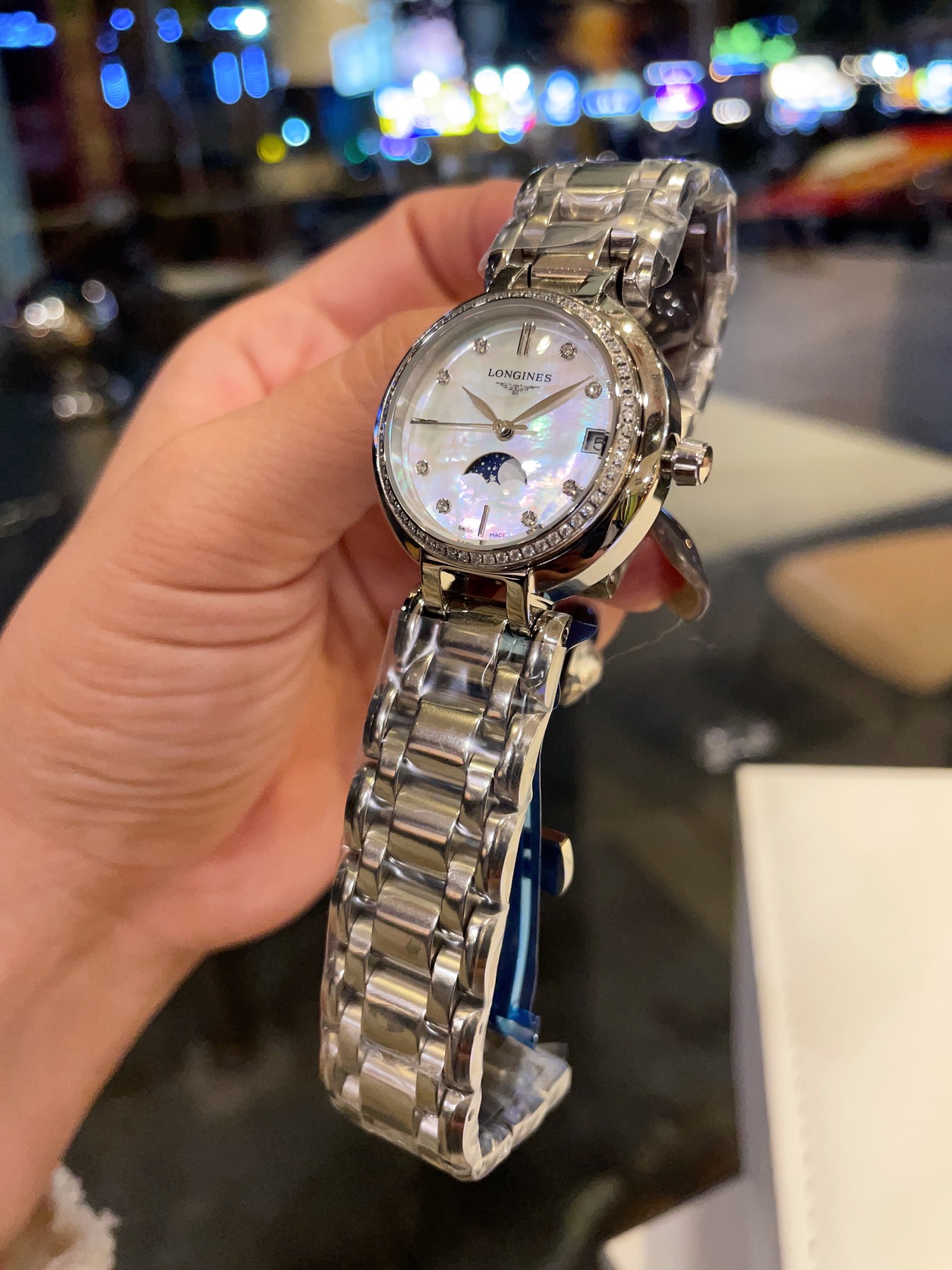 Longines PrimaLuna Moonphase silver case, diamond bezel, white mother-of-pearl dial, silver bracelet 30mm Women's Quartz