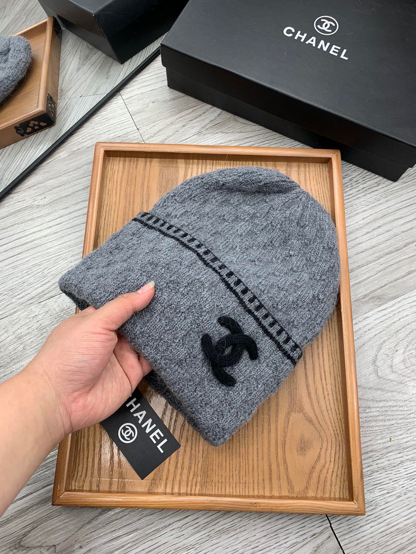 🌹。C家。【羊毛单帽】客供小羊毛！珍贵典藏的灵魂帽子！客供色纱.每个颜色都非常好看！经典！手感软腻.70