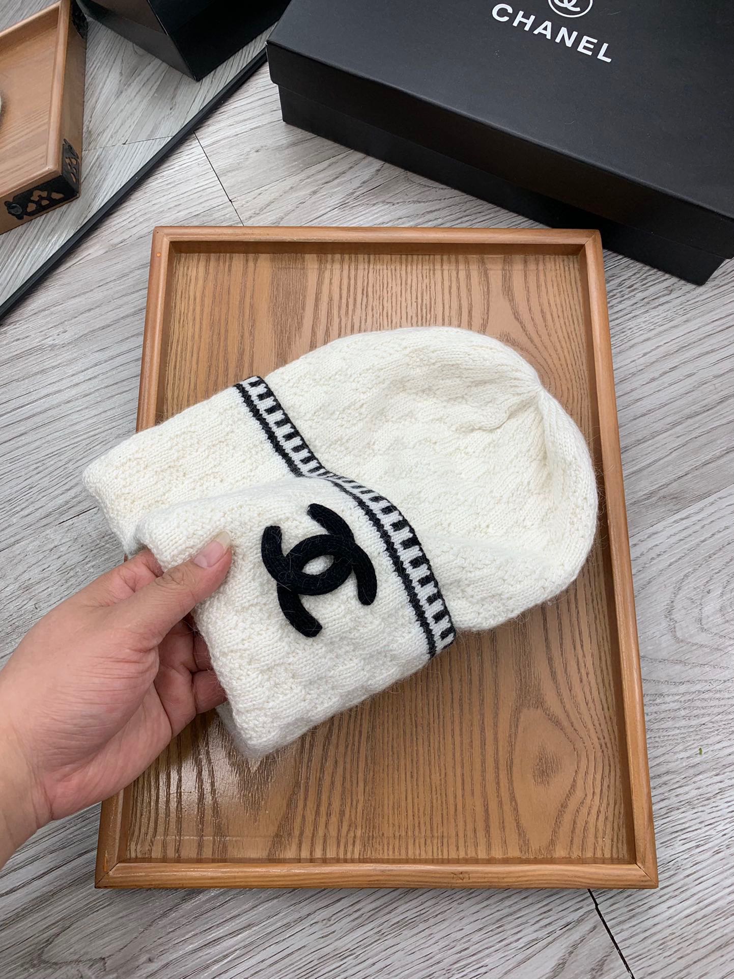 🌹。C家。【羊毛单帽】客供小羊毛！珍贵典藏的灵魂帽子！客供色纱.每个颜色都非常好看！经典！手感软腻.70