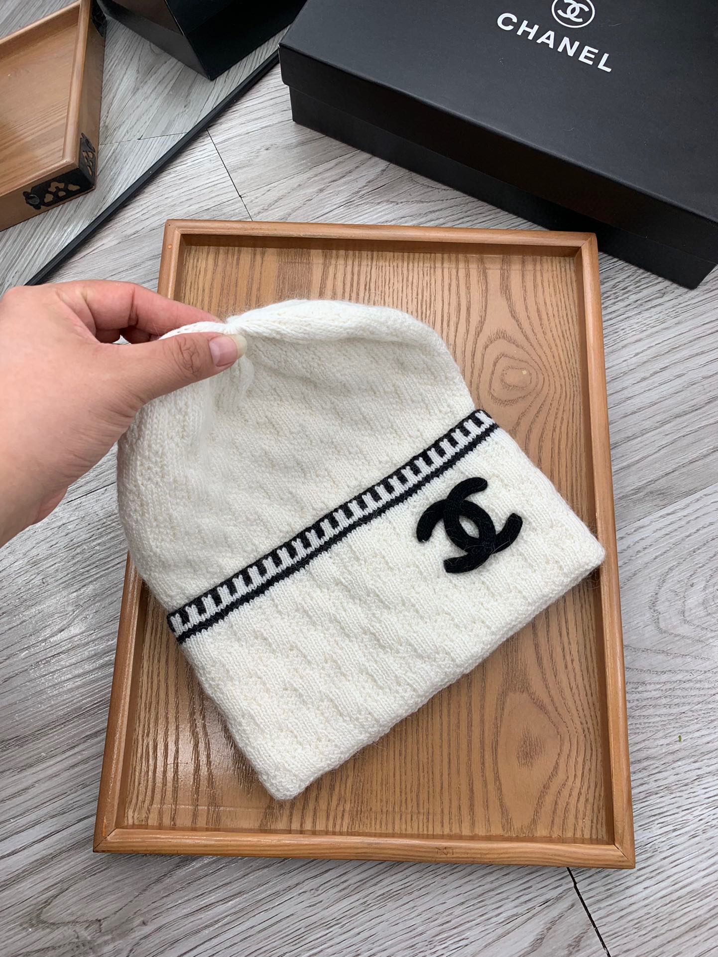 🌹。C家。【羊毛单帽】客供小羊毛！珍贵典藏的灵魂帽子！客供色纱.每个颜色都非常好看！经典！手感软腻.70