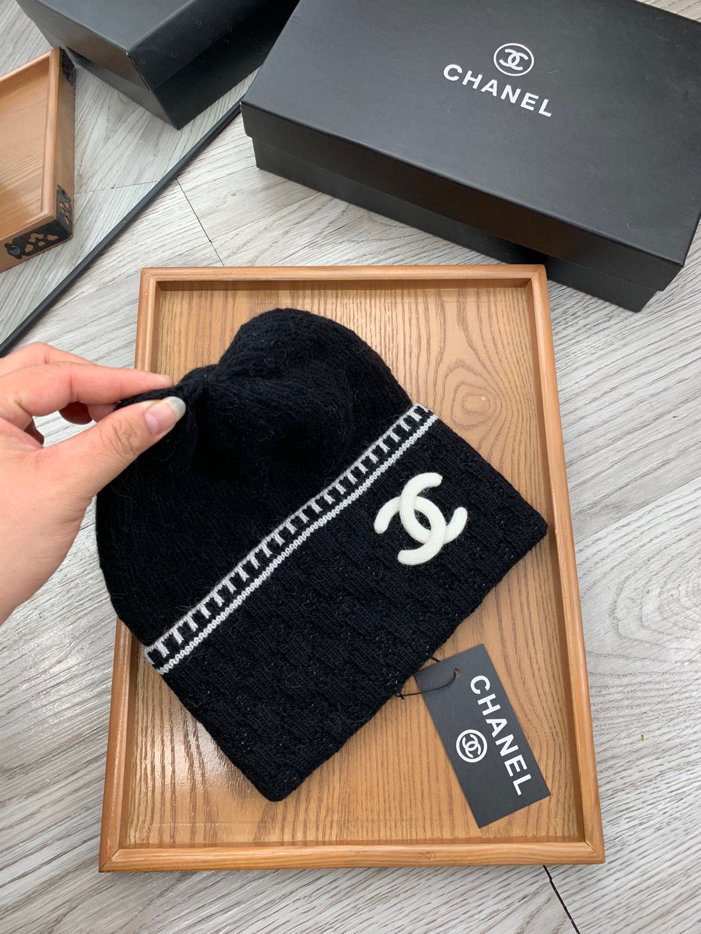 🌹。C家。【羊毛单帽】客供小羊毛！珍贵典藏的灵魂帽子！客供色纱.每个颜色都非常好看！经典！手感软腻.70