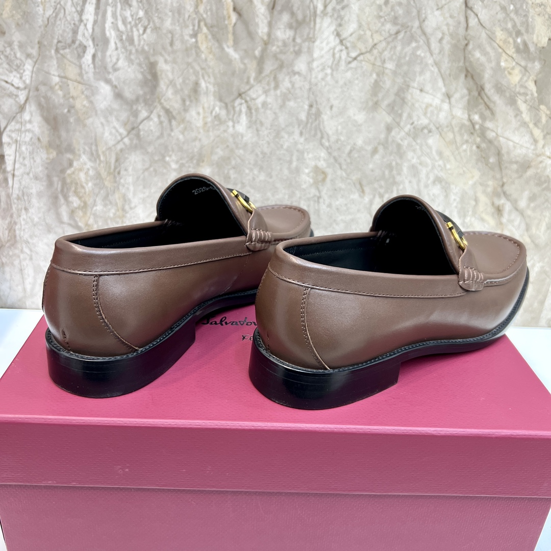 calidad original P280 marca: Ferragamo (Ferragamo) código estándar: código de los hombres 38/44 (45 