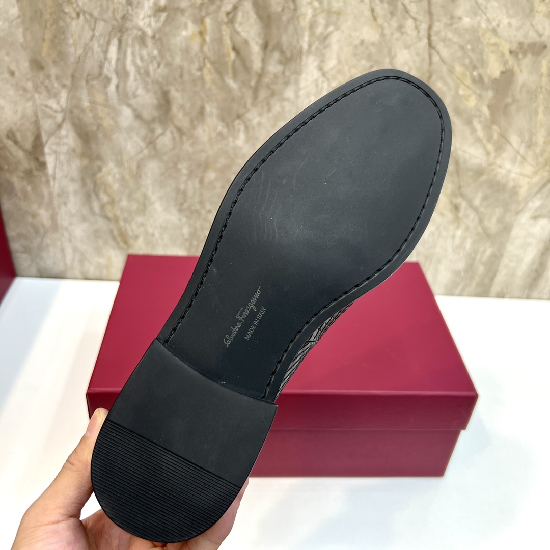 calidad original P280 marca: Ferragamo (Ferragamo) código estándar: código de los hombres 38/44 (45 