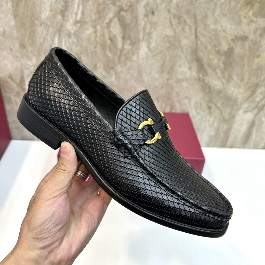 calidad original P280 marca: Ferragamo (Ferragamo) código estándar: código de los hombres 38/44 (45 