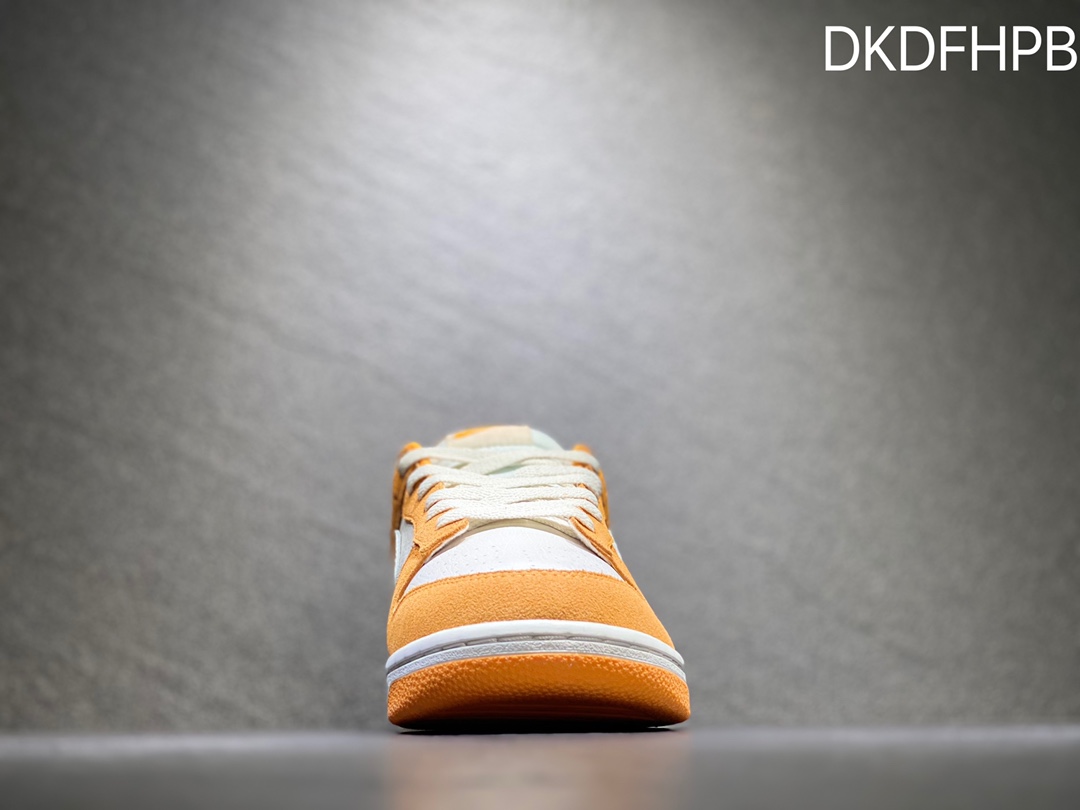 260 Nike SB dunk Low 低帮休闲运动滑板板鞋 DR0156-800