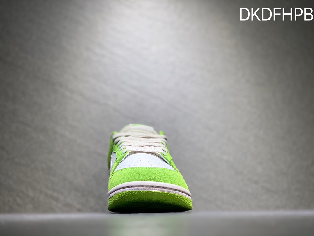260 Nike SB dunk Low 低帮休闲运动滑板板鞋 DR0156-300