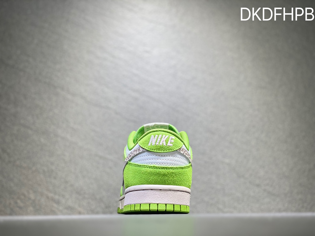 260 Nike SB dunk Low 低帮休闲运动滑板板鞋 DR0156-300