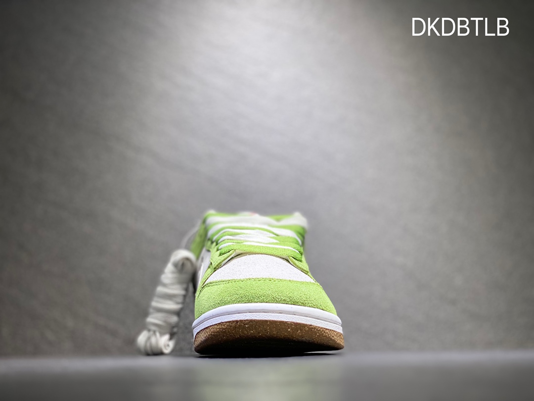 220 Nike SB dunk Low 低帮休闲运动滑板板鞋 DO9457-103
