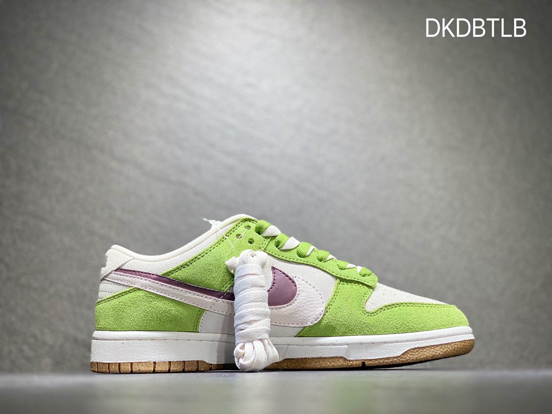 220 Nike SB dunk Low 低帮休闲运动滑板板鞋 DO9457-103