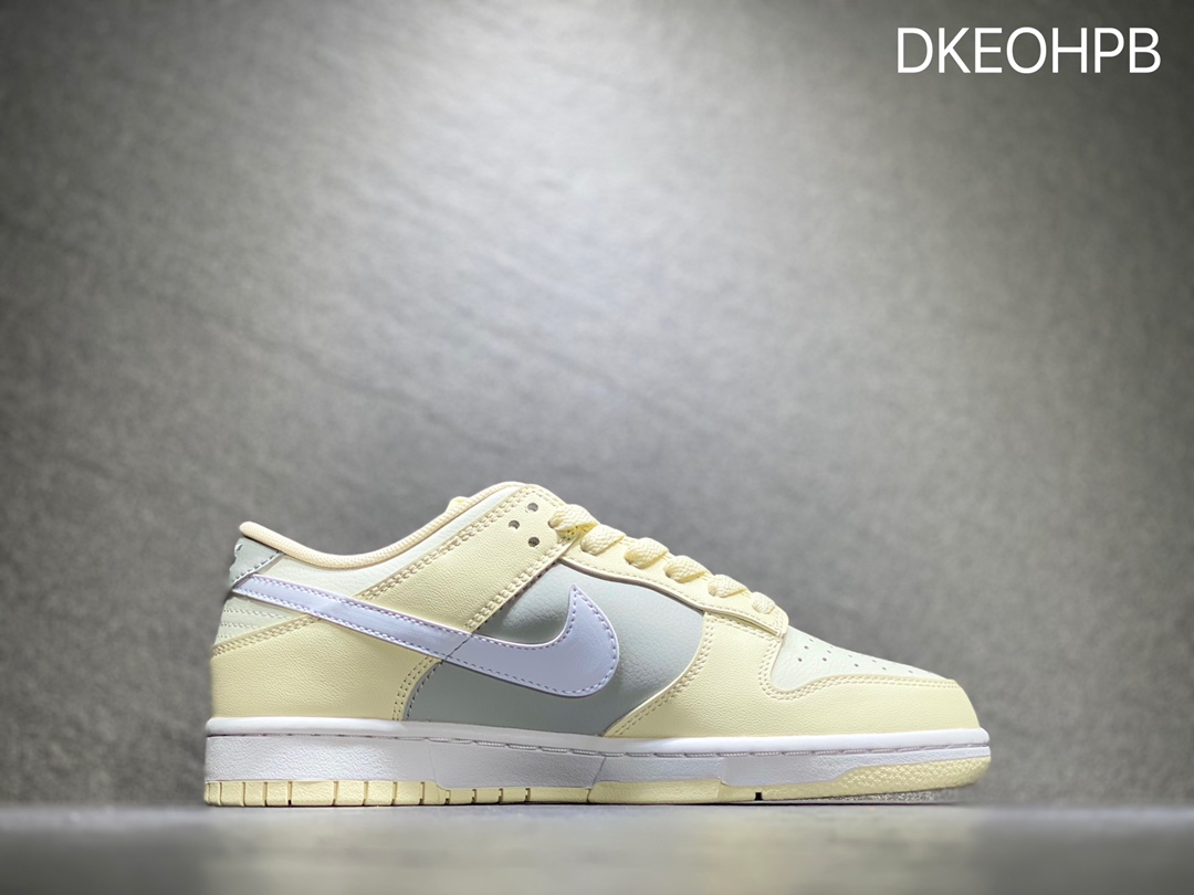 300 Nike SB dunk Low 低帮休闲运动滑板板鞋  DD8052-112
