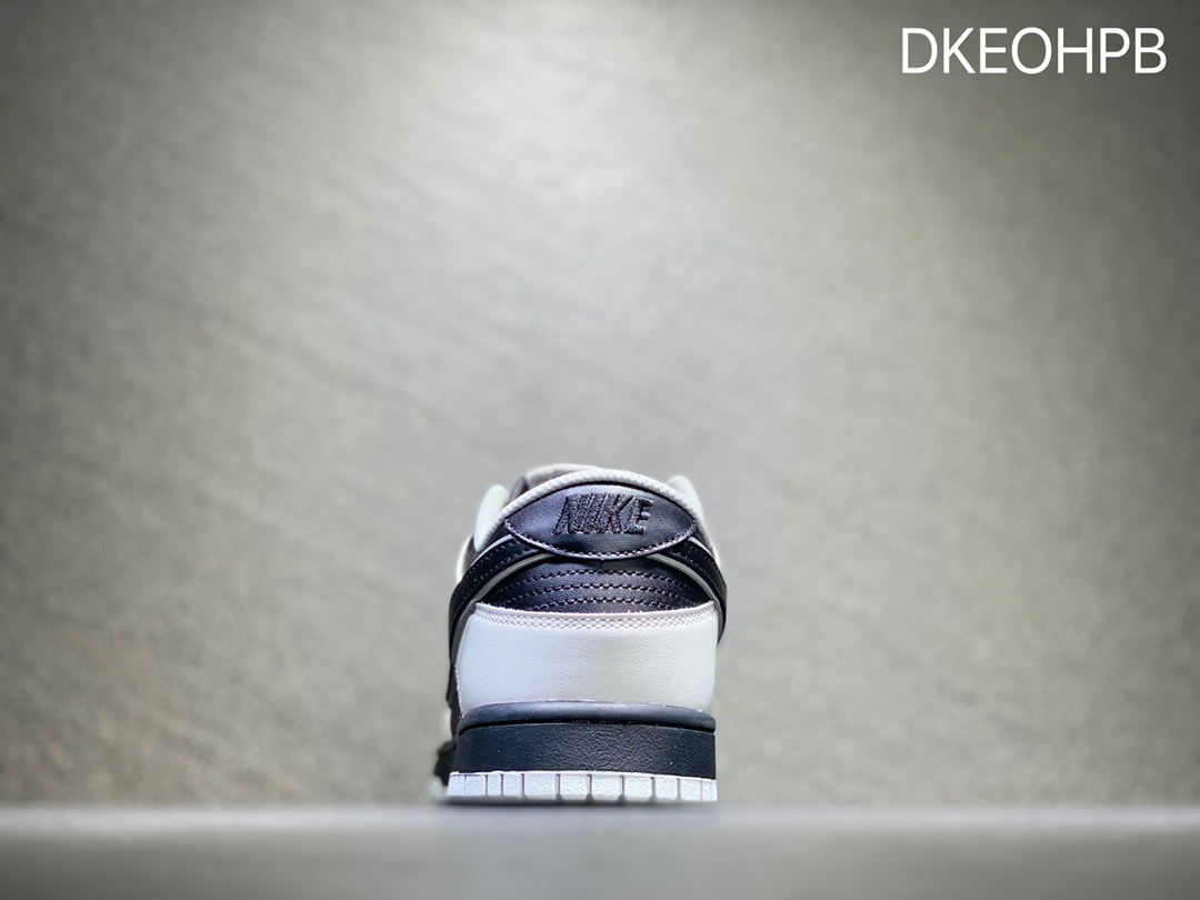 300 Nike SB dunk Low 低帮休闲运动滑板板鞋 DD9606-363