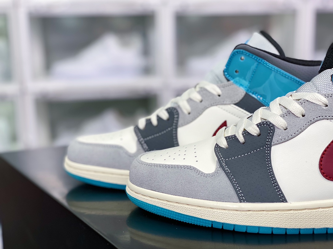 Air Jordan 1 Zoom CMFT”Hare”AJ1 Jordan generation mid-bang classic ”white gray blue wine red hook” FB1870-161-Top High Quatity Cheap Sneakers Fashion Clothing Clothes Bags handbags Shoes of all Brand wholesale With The best Quality And Beautiful Price from China Factory Chinese suppliers wholesaler seller Air Jordan 1 Zoom CMFT”Hare”AJ1 Jordan generation mid-bang classic ”white gray blue wine red hook” FB1870-161