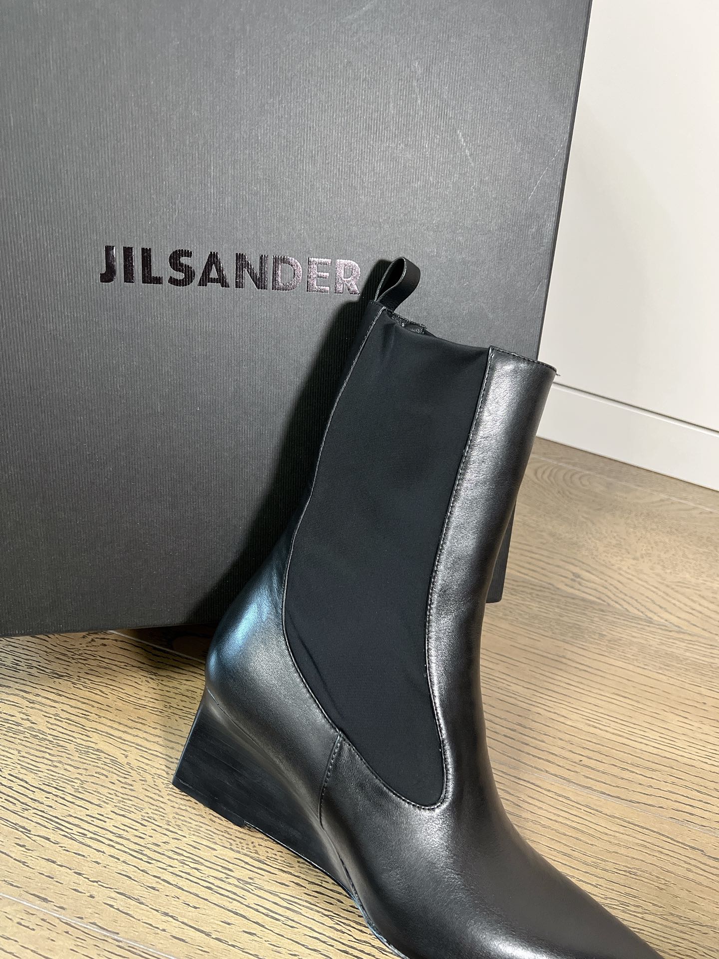 Jilsander23/尖头松紧短靴