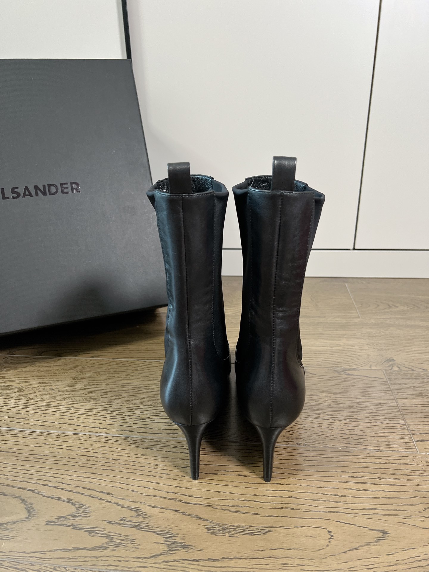 Jilsander23/尖头松紧短靴