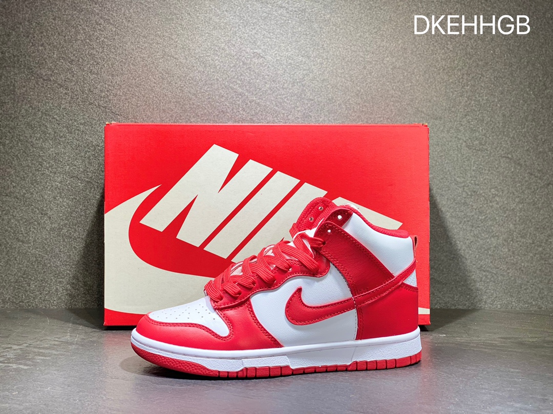 380 Nike SB dunk high 高帮休闲运动滑板板鞋  DD1399-106