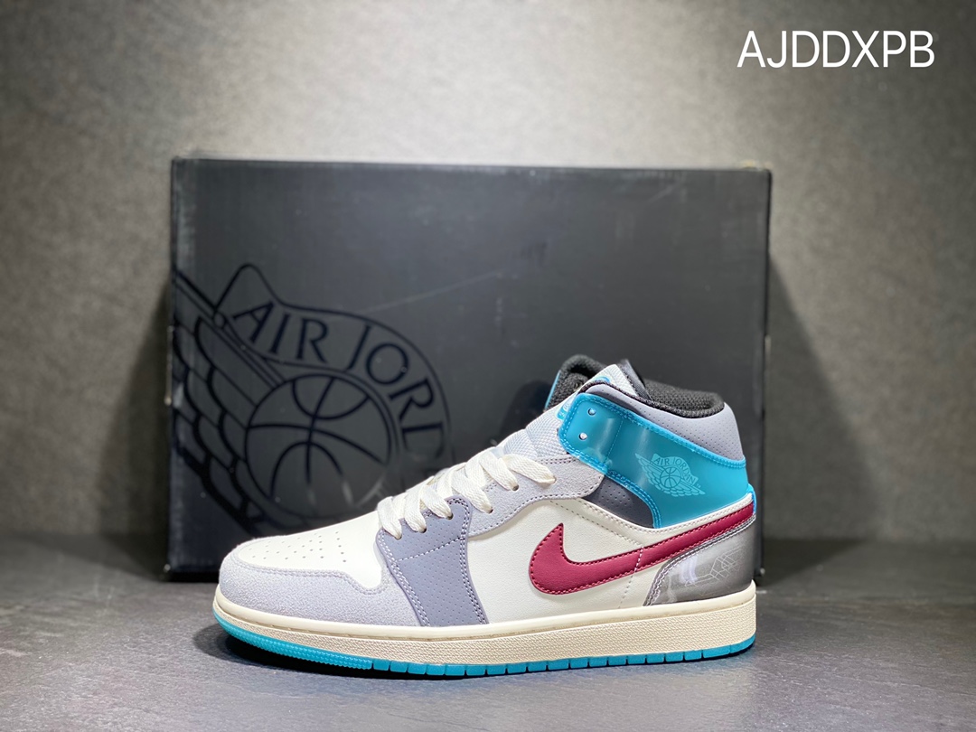 240 NIKE Air Jordan 1 mid乔丹中帮休闲板鞋  FB1870-161
