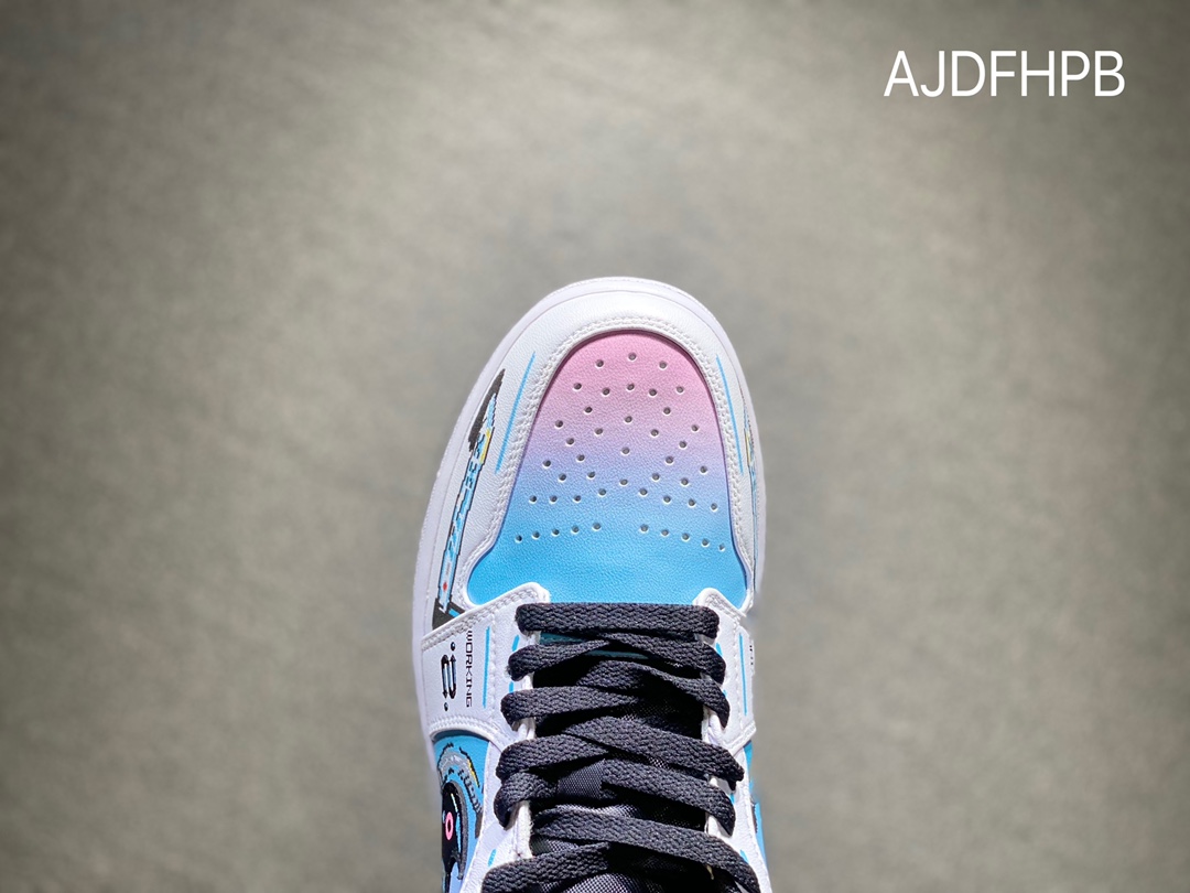 260 NIKE Air Jordan 1 Low 乔丹低帮休闲板鞋553558-062
