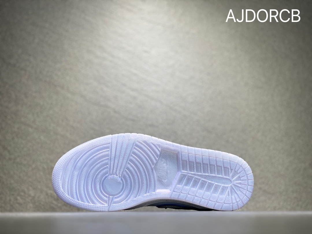 200 NIKE Air Jordan 1 Low 乔丹低帮休闲板鞋 1874-101