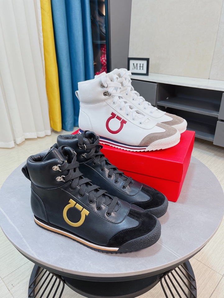 J0 Ferragamo 高邦菲拉格慕春款休闲鞋专柜品质,验货,优质做工,鞋面采用进口透气皮料,舒适透气内里,原版时尚运动大底 ,休闲时尚,高端品质,码数：38-44