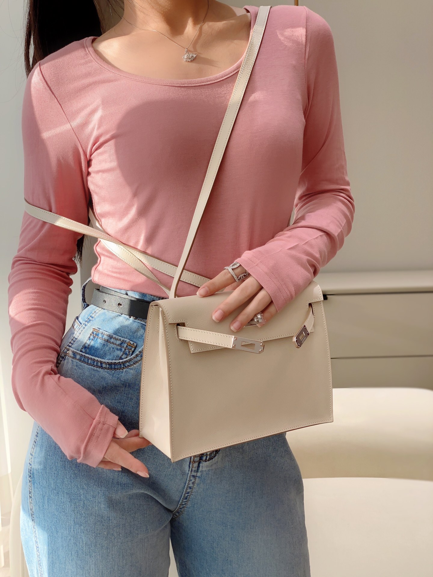 Hermès Luxury Designer Handbag Shoulder Crossbody Bag crafted in premium 4