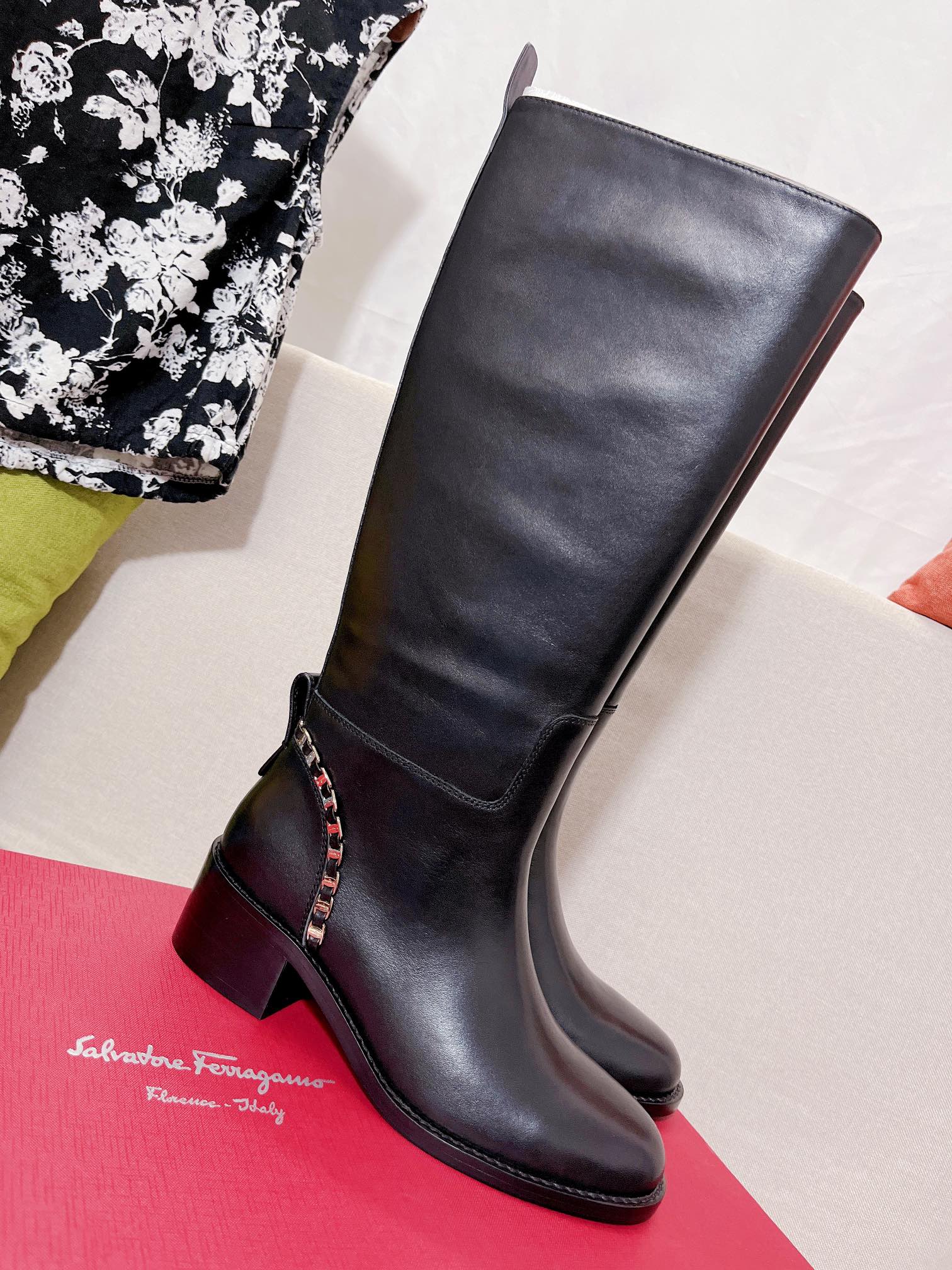 New Fall/Winter Boots: Phila Round Head Vara Chain – Rock spirit with shiny details. - 图片 3