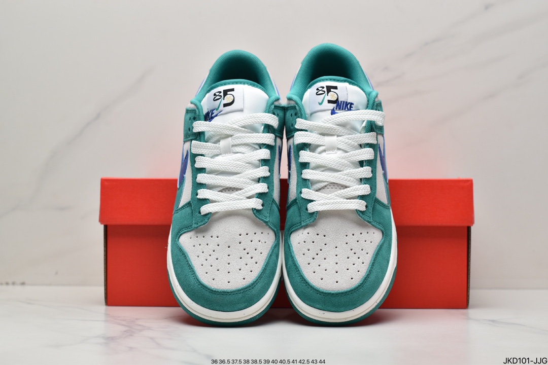160 Nike Dunk Low SE “85” 蓝绿双勾 DO9457-101