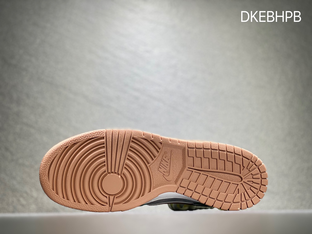 Otomo Katsuhiro x Nike SB Dunk Low dunk series low to help casual sports skateboard shoes ST1391-203-Top High Quatity Cheap Sneakers Fashion Clothing Clothes Bags handbags Shoes of all Brand wholesale With The best Quality And Beautiful Price from China Factory Chinese suppliers wholesaler seller Otomo Katsuhiro x Nike SB Dunk Low dunk series low to help casual sports skateboard shoes ST1391-203