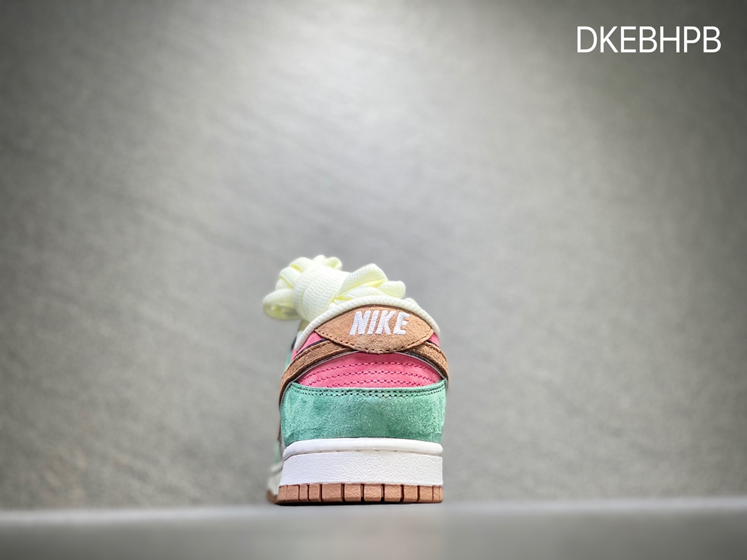 Otomo Katsuhiro x Nike SB Dunk Low dunk series low to help casual sports skateboard shoes ST1391-203-Top High Quatity Cheap Sneakers Fashion Clothing Clothes Bags handbags Shoes of all Brand wholesale With The best Quality And Beautiful Price from China Factory Chinese suppliers wholesaler seller Otomo Katsuhiro x Nike SB Dunk Low dunk series low to help casual sports skateboard shoes ST1391-203