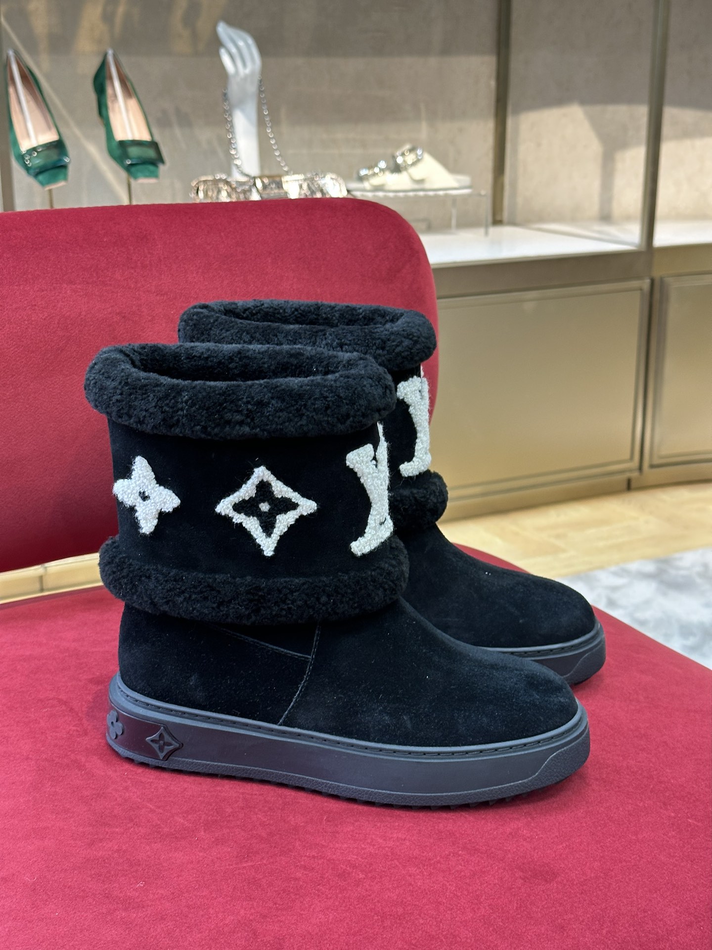 Louis Vuitton AAAA
 Snow Boots