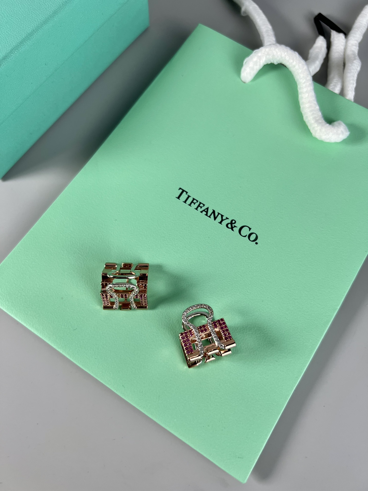 Tiffany & Co. Tiffany 文件夹 耳钉