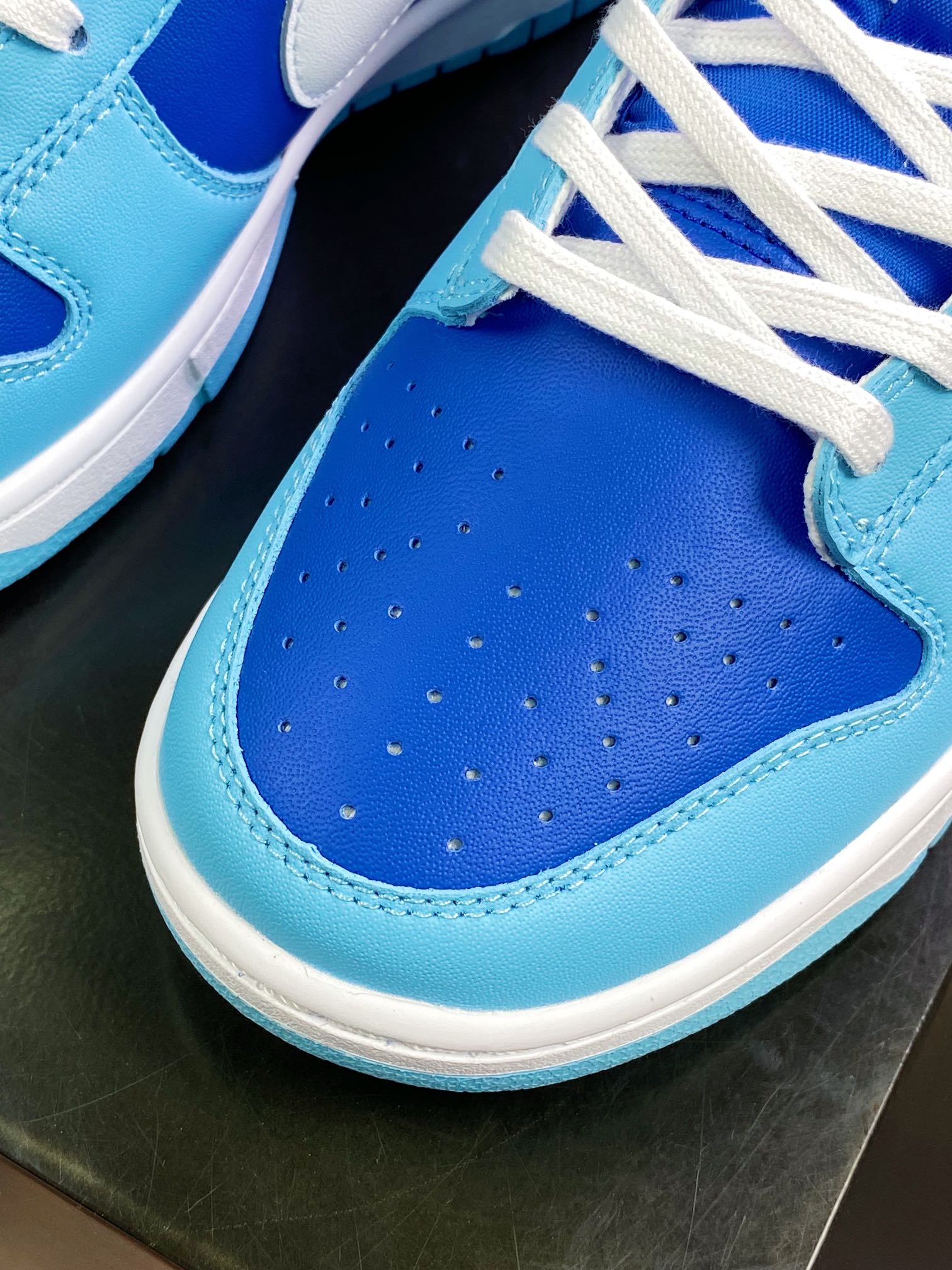 300 SB Dunk Low Retro QS”Argon”扣篮系列低帮休闲运动滑板板鞋DM0121-400
