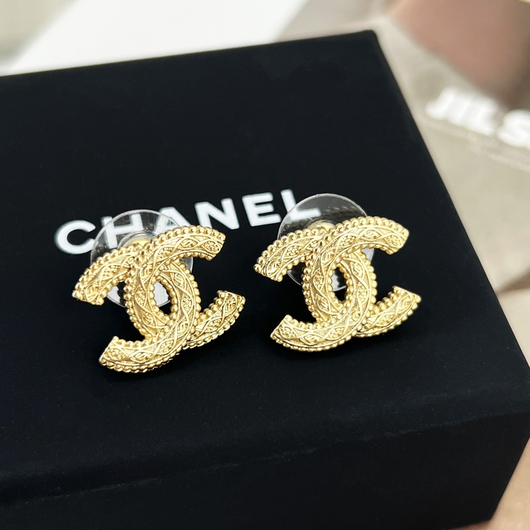 新款☑️CHANEL香奈儿双c耳钉耳环