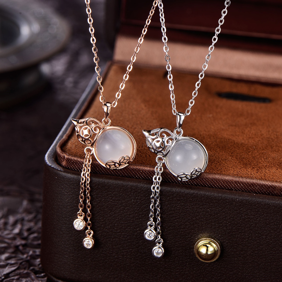 Hypoallergenic Silver Necklace Lively Engagement Silver