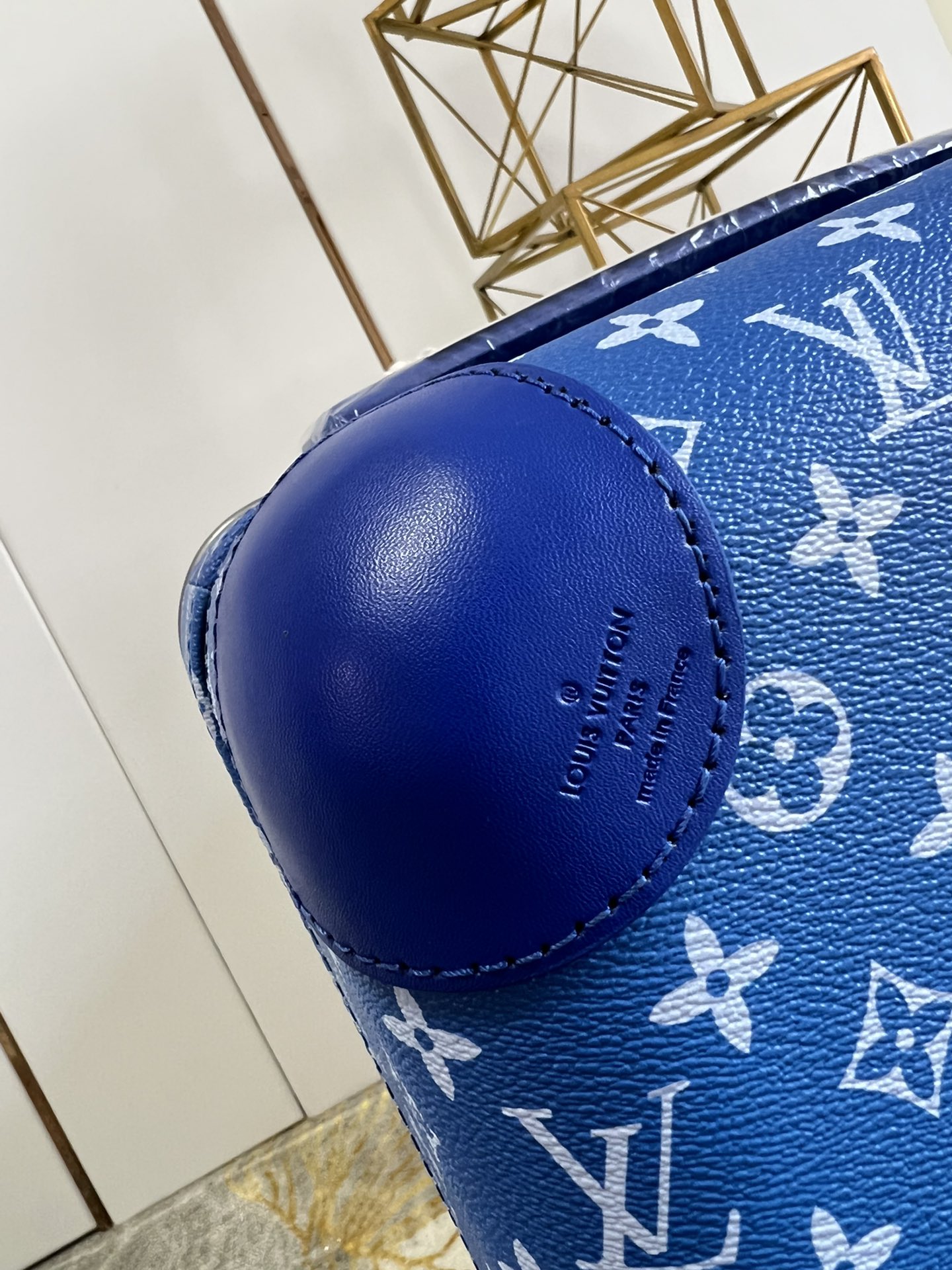 NO:399300,Blue sky and white cloud trolley case Details, LV [original leather], louis vuitton19860909蓝天白云拉杆箱 细节图,LV【原厂皮】,louis vuitton,Bag