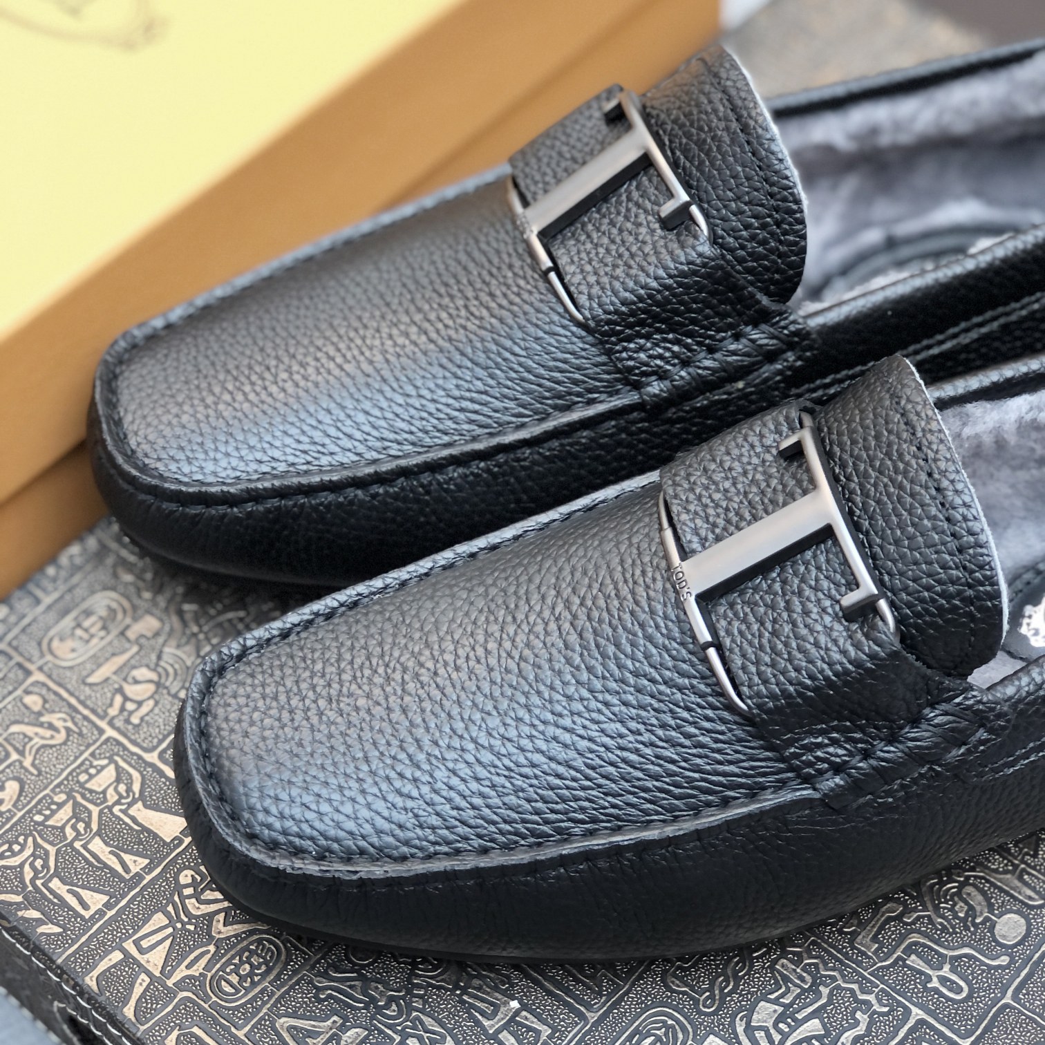 p260【Tods】Otoño e invierno modelos de piel uno hombres de soja zapatos forro de piel más terciopelo 