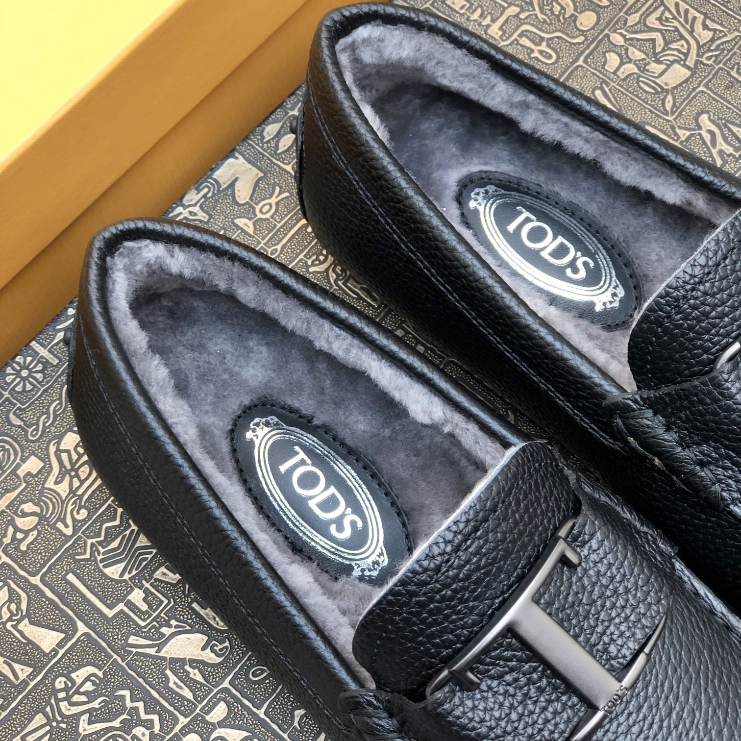 p260【Tods】Otoño e invierno modelos de piel uno hombres de soja zapatos forro de piel más terciopelo 