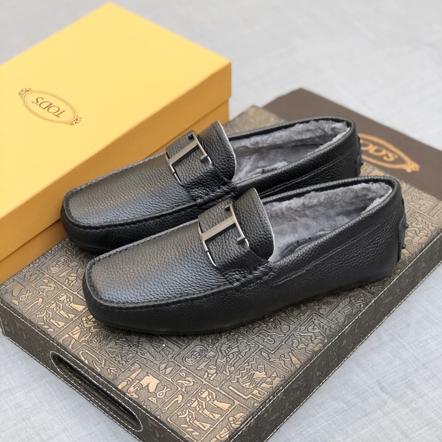 p260【Tods】Otoño e invierno modelos de piel uno hombres de soja zapatos forro de piel más terciopelo 