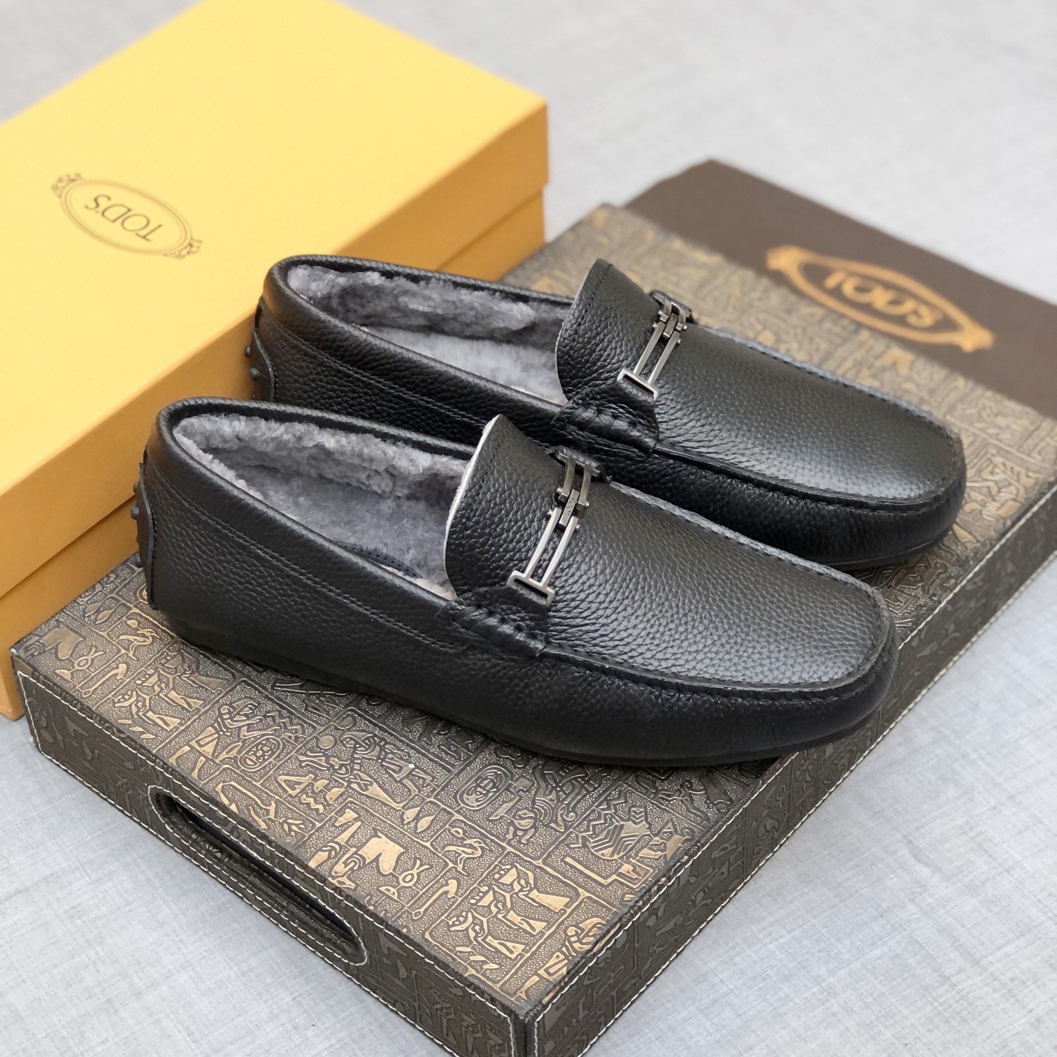 p260【Tods】Otoño e invierno modelos de piel uno hombres de soja zapatos forro de piel más terciopelo 