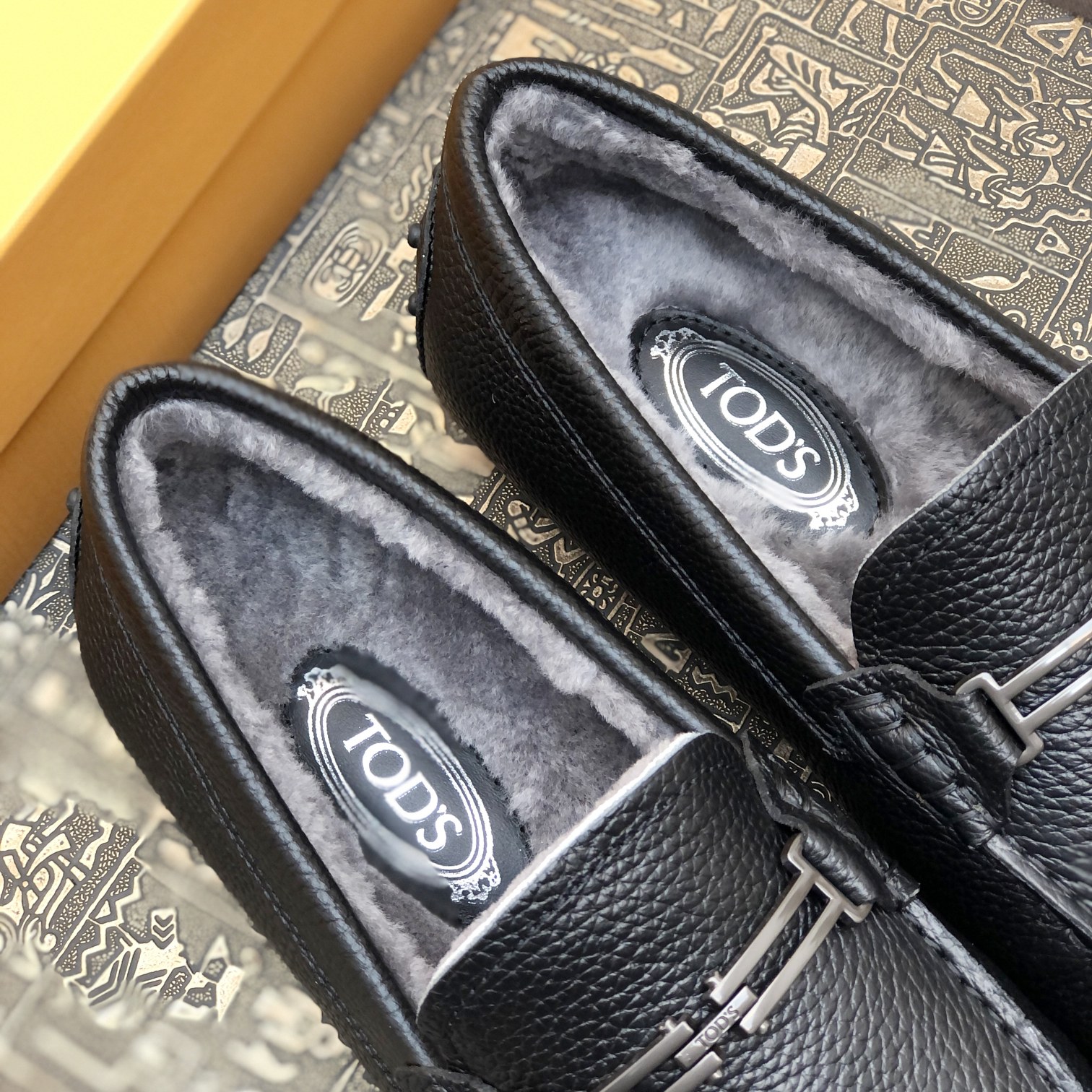 p260【Tods】Otoño e invierno modelos de piel uno hombres de soja zapatos forro de piel más terciopelo 