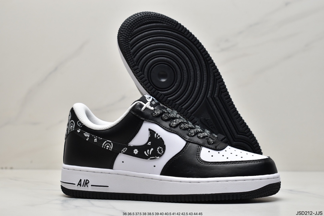 200 Nike Air Force 1 Low ’07 黑白腰果花XM6389-316