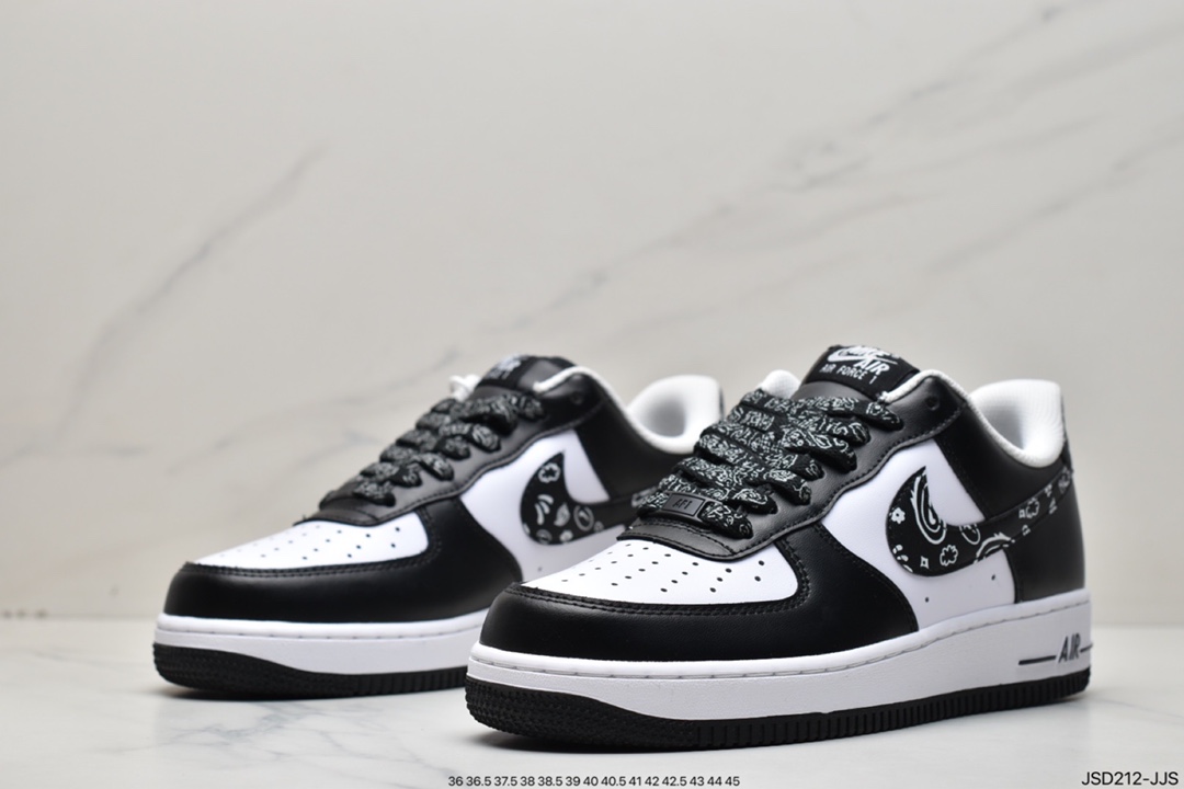 200 Nike Air Force 1 Low ’07 黑白腰果花XM6389-316