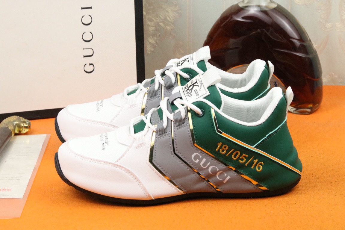 I5 爆款Gucci  古奇 GUCCI 男士时尚休闲鞋官网原版1:1开模，原单品质鞋面采用进口意大利头层牛皮 ，透气网布内里，做工精细，高端大气，橡胶耐磨防滑包跟大底，穿着舒适，值得拥有。码数 39-43