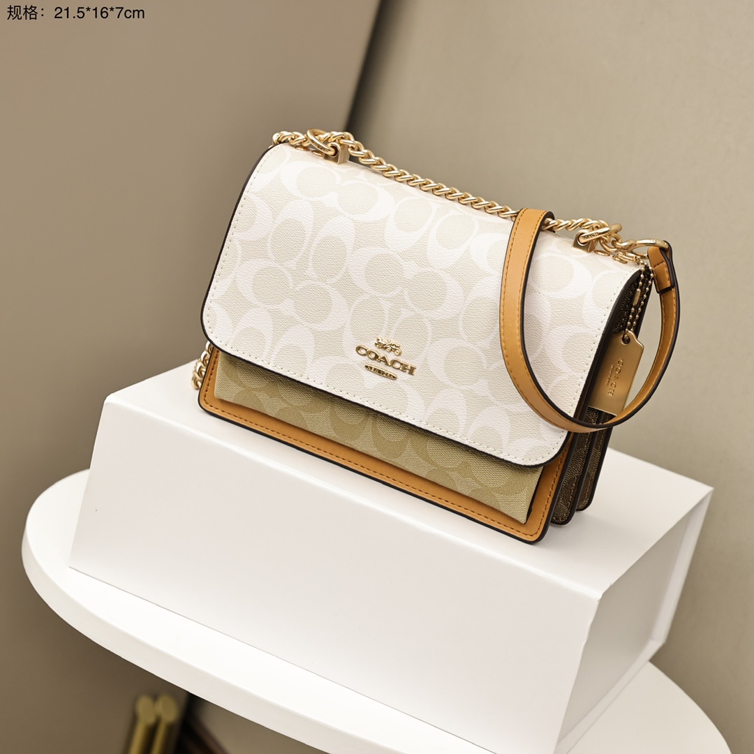 蔻驰风琴包💰300(顶级原单)
可盐可甜的Klare,可以说是蔻驰开挂的一款,拼色设计自蒂高级感,斜挎 单肩 流浪包的背法都可以,隔层多收纳方便,日常通勤 逛街 出门玩都没问题。
规格:21.5*16*7cm