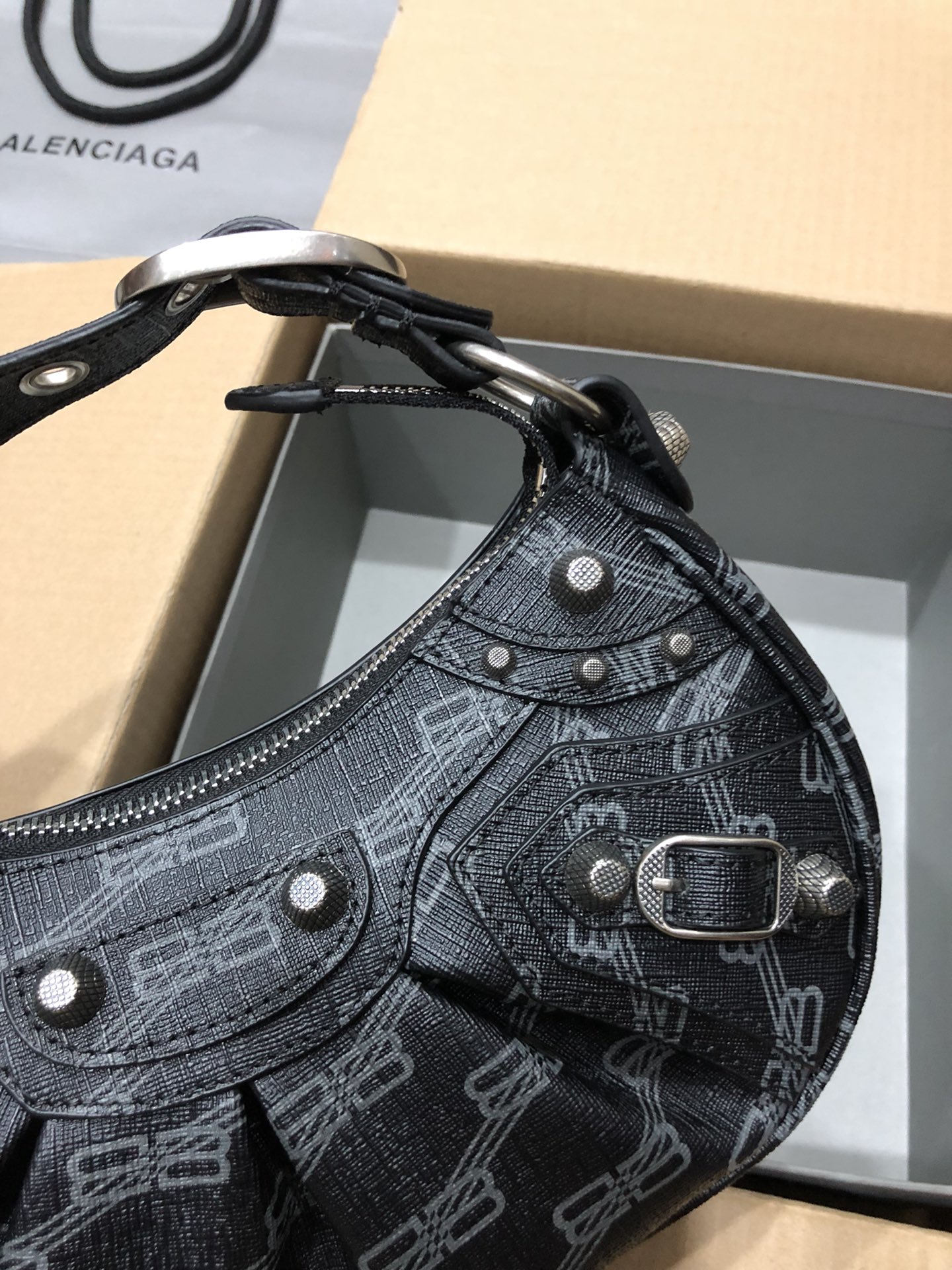 Balenciaga Style Black Leather Card Holder Lookbook Reference image 2