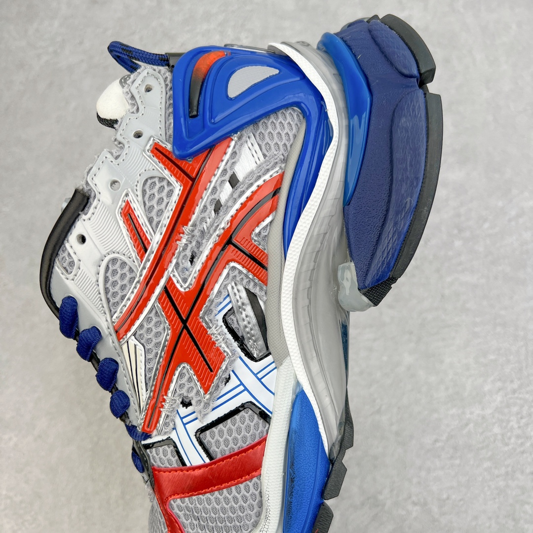 图片[7]-＃VG零售版 BALENCIAGA Runner Sneaker 巴黎世家七代慢跑系列低帮复古野跑潮流运动鞋老爹鞋 尼龙和网布材质 磨损效果 鞋头边缘印有尺码 背面浮印尺码 外侧印有跑者徽标 鞋舌刺绣 Balenciaga 品牌标识 鞋跟背面 Balenciaga品牌标识 材质采用65%聚氨酯、35%聚酯纤维 全新 Runner 鞋型轮廓借鉴于 2000 年初的复古线条 搭载大网眼面料制成鞋面基础，由粉色、白色尼龍与橡胶质地覆盖鞋面诠释线条感 当中透过几道手缝线与折损痕更是精准的掌握历经时间淬炼的破旧痕迹 延续其手法至鞋领、鞋跟、鞋带、中底等部分均饰有破损及脏污之貌 尤其是鞋领处与鞋带孔眼条更是采用不规则做旧技术将内容物泡棉随机露出 尺码：35 36 37 38 39 40 41 42 43 44 45 46-选品中心