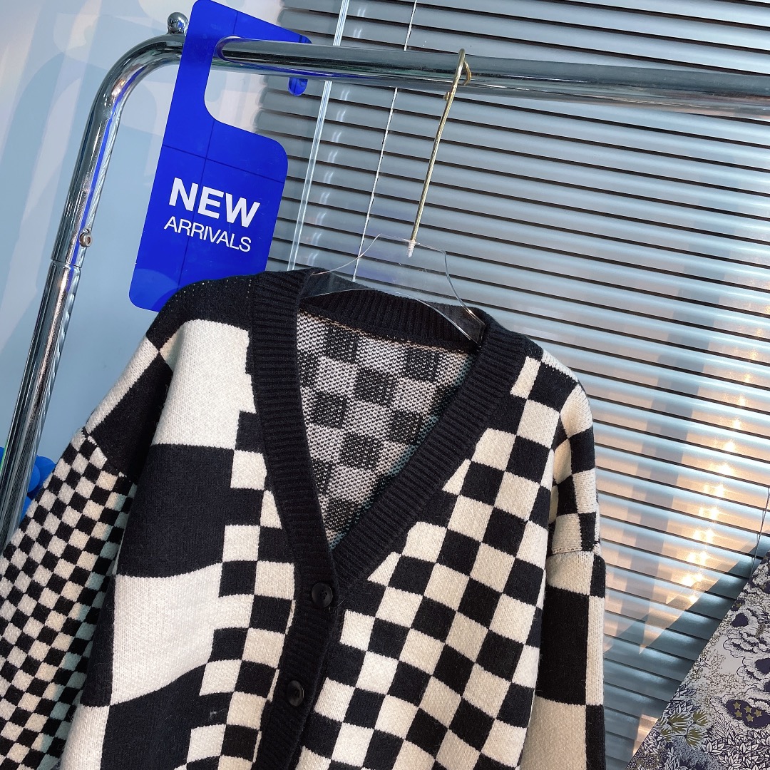 Trendy Cardboard Coats for Kids: Be a Child in Style This Year! - 图片 4