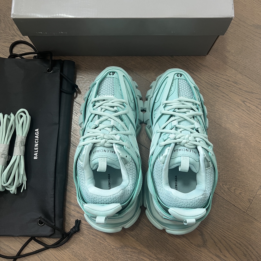Hermès 巴黎世家3 0 三代户外概念鞋 Balenciaga Sneaker Tess s