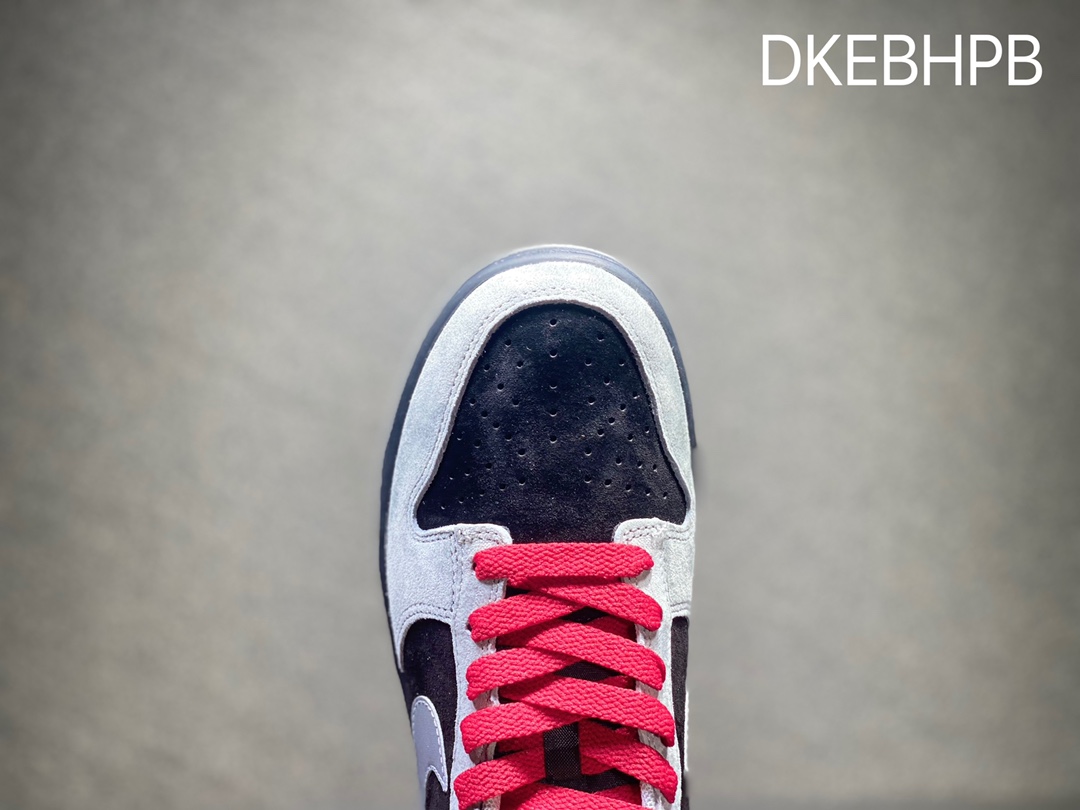 320 Otomo Katsuhiro x Nike SB Dunk Low 扣篮系列低帮休闲运动滑板板鞋DD3699-008