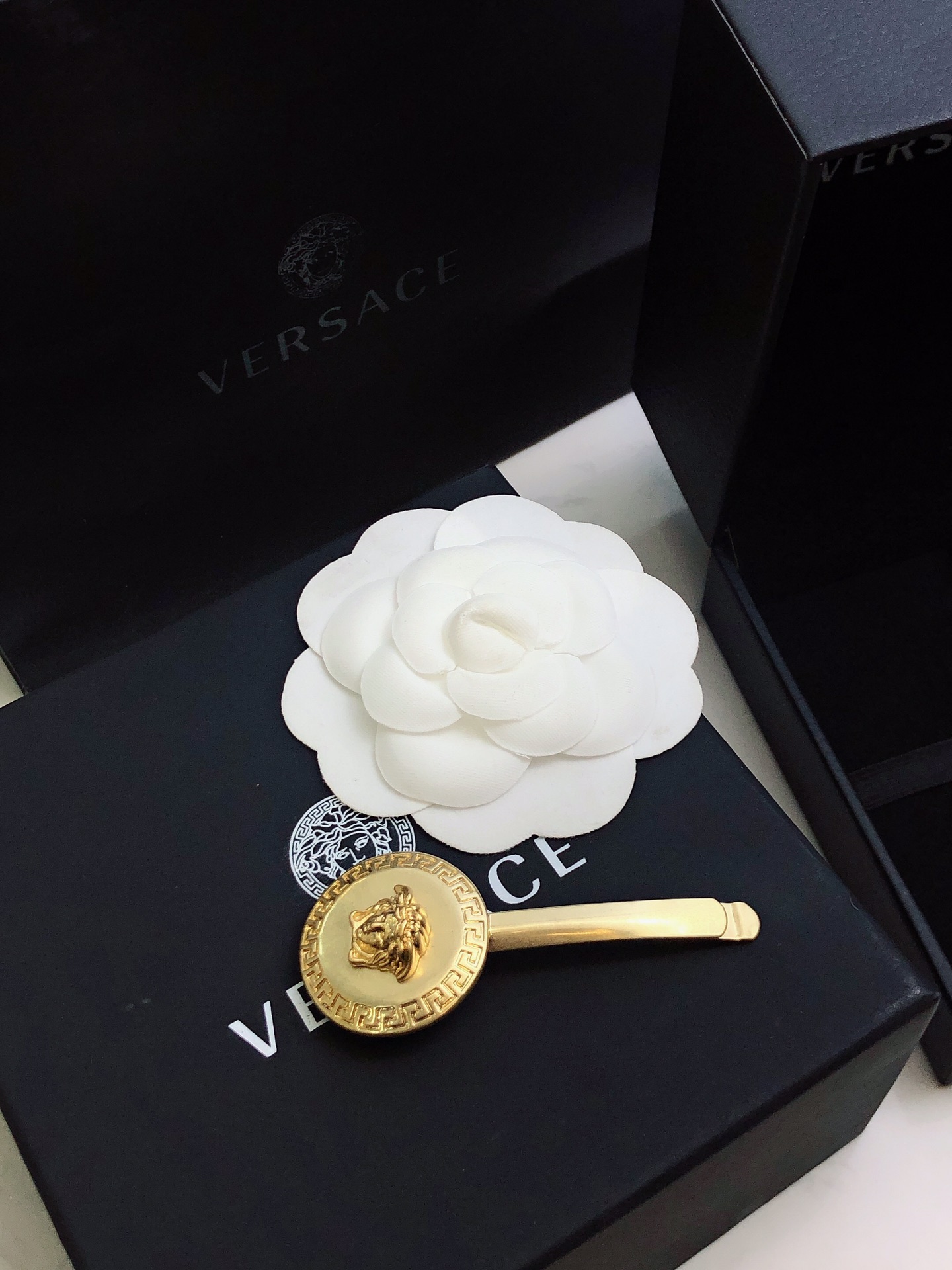 p220 van sage’s new hairdresser, woo bo’s same, buster’s haircracker, perfect for the summer - 图片 5